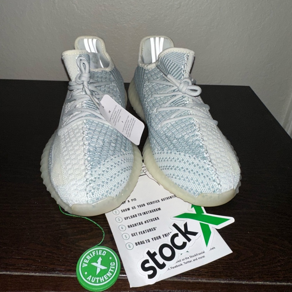 Adidas Yeezy Boost 350 V2 Cloud White